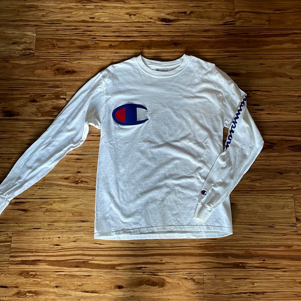 Champion LS size M all cotton shirt worn once!